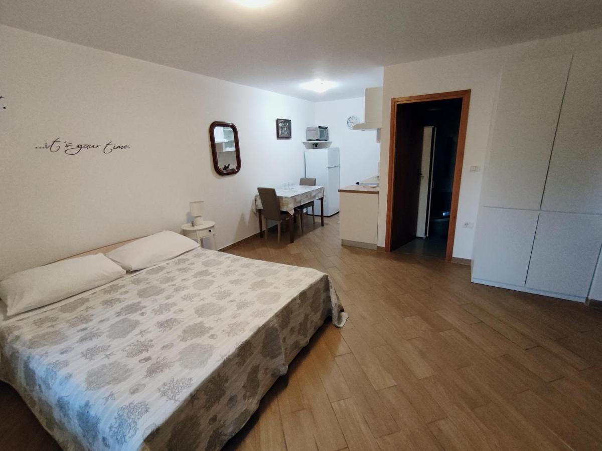 Apartment Baladur Umag Bagian luar foto